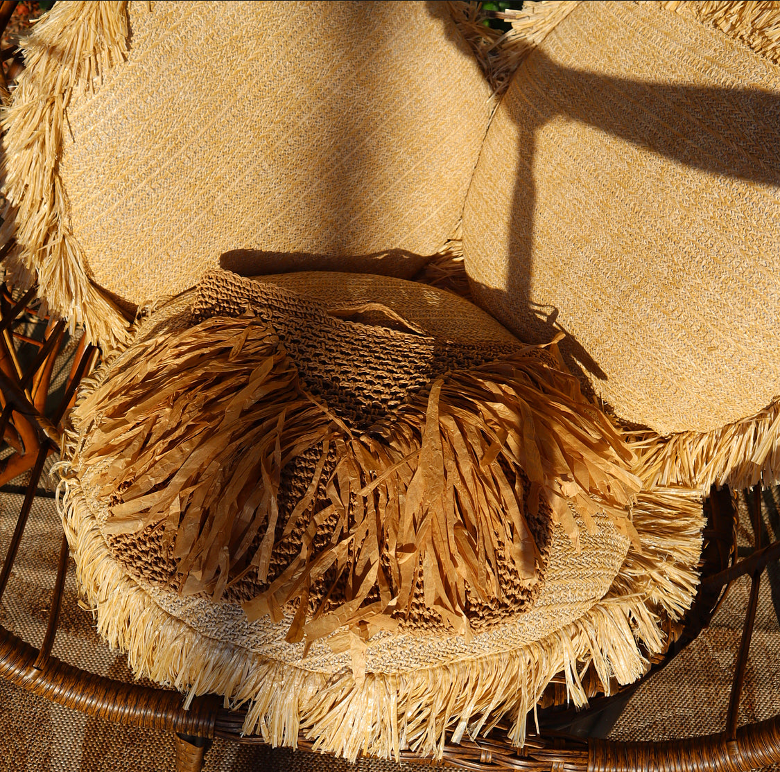 Frou Frou Natural Raffia Fringe Clutch – Arabella